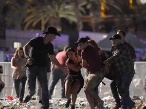 دانلي مواطنة استرالية انتقلت منذ 20 عاما للعمل في لاس فيغاس