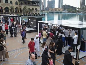 Spectacular showcase and multi-sensory consumer experiences at Burj Khalifa underscore innovative new features of the new Galaxy S9 and S9+.