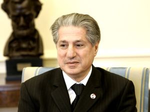 أمين الجمّيل