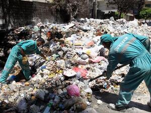 As of November, an estimated 100,000 tons of trash have accumulated in and around Beirut. (AFP/File) As of November, an estimated 100,000 tons of trash have accumulated in and around Beirut. (AFP/File)