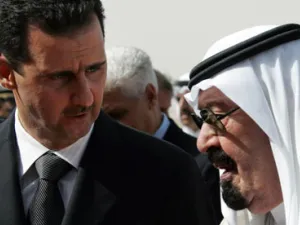 العاهل السعودي الملك عبدالله بن عبدالعزيز(يمين) والرئيس السوري بشار الاسد