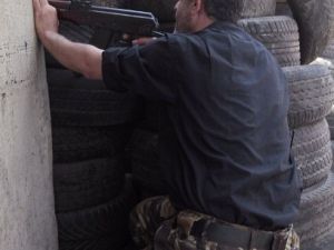 ضلوع بعض العناصر اللبنانية في النزاع الدائر في سوريا