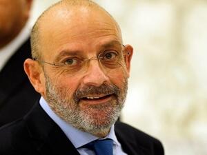 وزير الدفاع اللبناني يعقوب الصراف