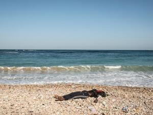 50 مهاجرا لقوا حتفهم قبالة ساحل ليبيا