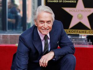 مايكل دوغلاس