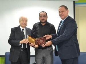 خلال الحدث