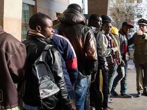 المغرب يخفف معايير تسوية أوضاع المقيمين بطريقة غير مشروعة على أراضيه 