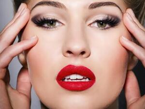 تألقي بمكياجك في عيد الحب على طريقة النجمات