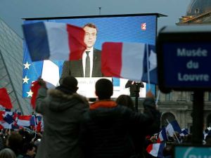 العالم يرحب بفوز ايمانويل ماكرون في الانتخابات الرئاسية الفرنسية