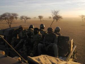 10 قتلى بعملية عسكرية فرنسية استهدفت مجموعة في مالي