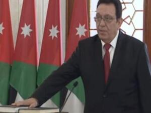 العاهل الأردني يقبل استقالة وزير النقل
