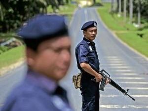 عمليات التوقيف بعد بضعة اسابيع من اصدار قانون جديد في ماليزيا لمواجهة المخاطر الارهابية 