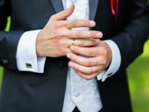 إنّ أفضل سن لزواج الرجل يعد سن الخامسة والعشرين وأكثر
