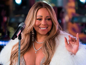 النجمة العالمية ماريا كاري