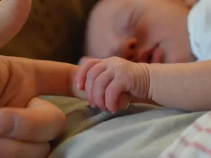 By going above and beyond in providing support to new moms, organisations are the real winners when they are creating a loyal, engaged and happy workforce. (Pexels)
