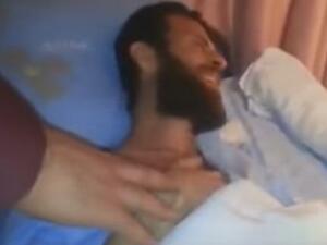 اسرائيل تمنع عائلة القيق المضرب عن الطعام من زيارته
