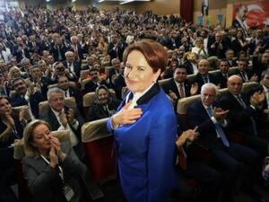  "لدينا أمل وأحلام...ولدينا القوة"، مضيفة "نريد تركيا عادلة 