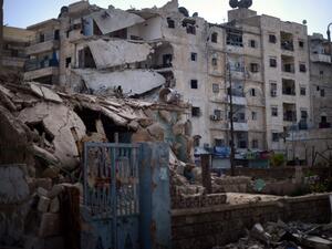Image of the destruction in the Salaheddine district of the northern Syrian city of Aleppo on April 12, 2013. (AFP PHOTO / DIMITAR DILKOFF) Image of the destruction in the Salaheddine district of the northern Syrian city of Aleppo on April 12, 2013. (AFP PHOTO / DIMITAR DILKOFF)