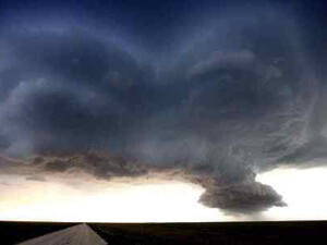 واكفهرت السماء