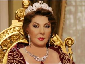 Nadia Al Jundi as Queen Nazli