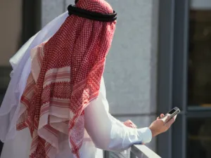 البحرين: محاكمة 24 طبيباً 