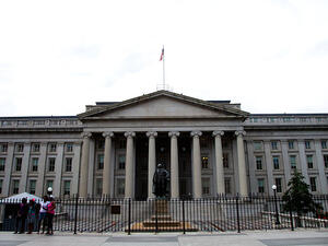 US Treasury official Daniel Glaser warned Lebanese Banks against any kind of dealing with Hezbollah and its allies (Courtesy of Wikimedia) US Treasury official Daniel Glaser warned Lebanese Banks against any kind of dealing with Hezbollah and its allies (Courtesy of Wikimedia)