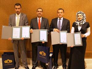 الموظفون الذين اجتازوا بنجاح نظام إختبارات الترخيص المهني