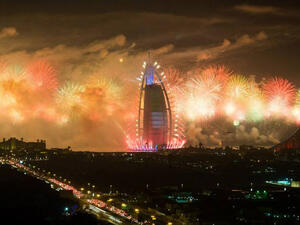 Burj Al Arab about to give guests a night to remember! (Image: Facebook)