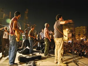 Egyptian rock ban Cairokee playing live at Tahrir Square. (Image source: "intercultural-labratory.blogspot.com")