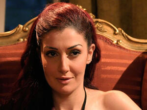 Ghada Abdel Raziq has a new look and psychological problems in 'A Life's Story'