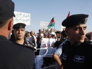 Shown strictly for illustrative purposes. Shown strictly for illustrative purposes.