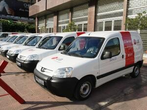 LG Free Service campaign cars in Beirut