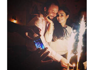 Check out the celebrity lovebirds Maksim Khalil and Sawsan Arsheed on their 10th anniversary. (Image: Facebook)