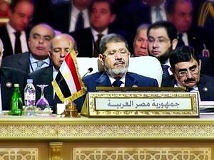 Having forty winks has got Morsi into hot water. (Al Arabiya)