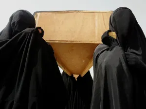 Hamas says people should feel more brotherhood for the Muslim governments as Egypt's Brotherhood as they deliver promises and are trustworthy.