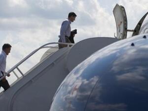 Boarding the plane: Paul Ryan Boarding the plane: Paul Ryan