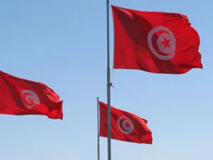 مواجهات بعد تحطيم مرافق الدولة 