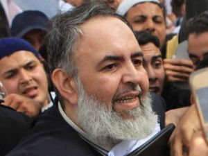 Salafist presidential candidate Hazem Abu-Ismail mother's questionable US nationality has added drama to the Egyptian elections