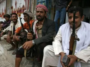 قبليون مسلحون في اليمن