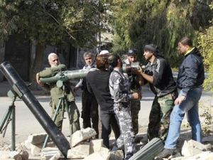 مقاتلون من الجيش السوري الحر في حلب
