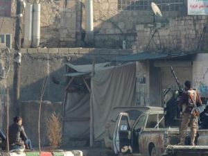 مقاتلون من المعارضة السورية في حلب
