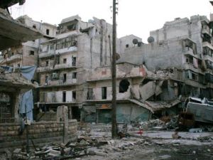 دمار في حلب شمال سوريا في 8 كانون الاول/ديسمبر 2013
