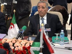 وزير الداخلية الجزائري دحو ولد قابلية  وزير الداخلية الجزائري دحو ولد قابلية