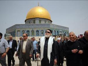 مفتي مصر علي جمعه يزور المسجد الأقصى في القدس مفتي مصر علي جمعه يزور المسجد الأقصى في القدس
