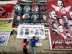 الاسرى يهددون باستئناف اضرابهم
