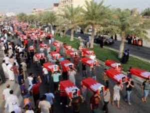 تظاهرات بالبحرين رفضا للاصلاحات الدستورية تظاهرات بالبحرين رفضا للاصلاحات الدستورية