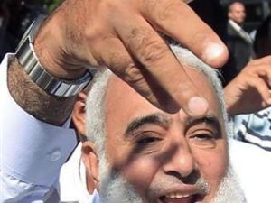 أبو إسلام أحمد عبد الله
