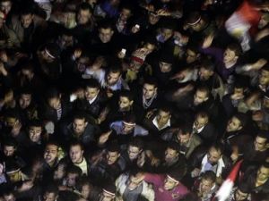 متظاهرون في ميدان التحرير