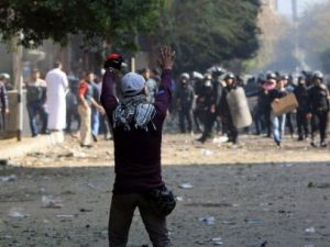 استمرار الاشتباكات لليوم الثالث بمصر 