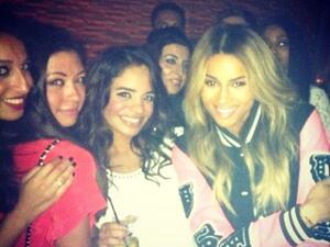 Ciara hanging with her fans in Dubai (Photo: Facebook)